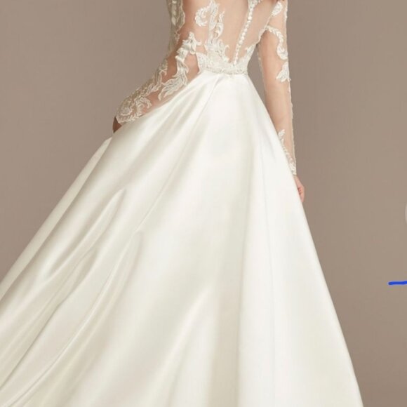 Brand New Oleg Cassini Wedding Dress - Picture 2 of 9